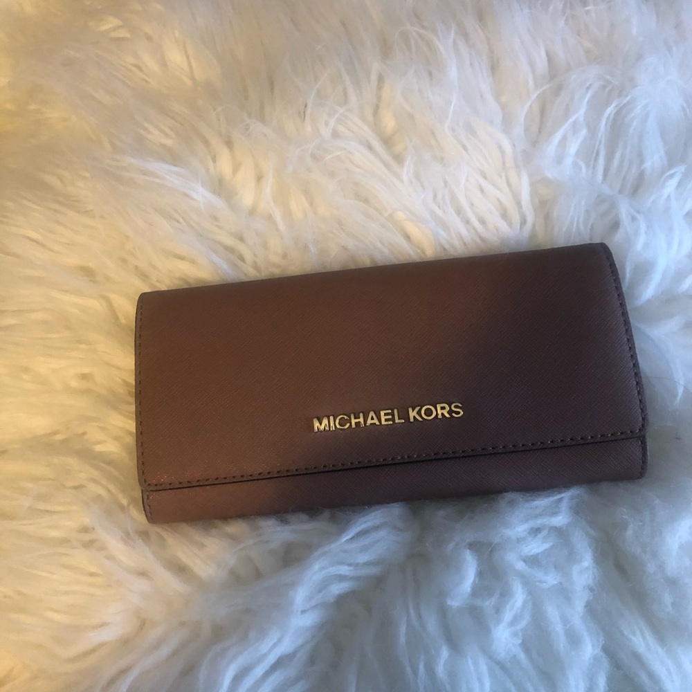 Michael Kors Jet Set Tri Fold Wallet